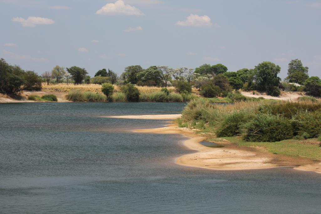 Hotel Zambezi Mubala Camp Katima Mulilo Exterior foto